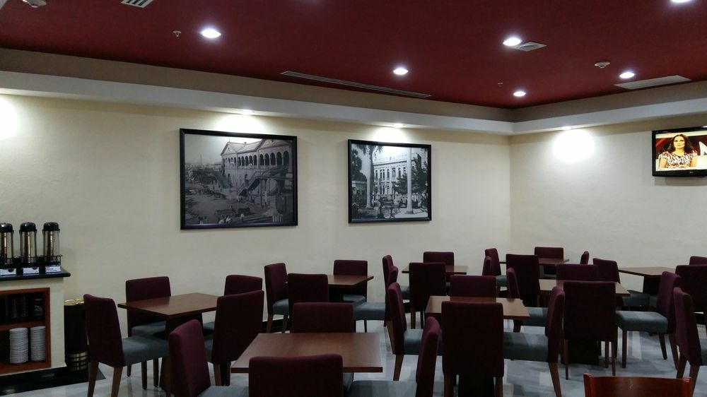 فندق هامبتون إن تامبيكو زونا دورادو المظهر الخارجي الصورة